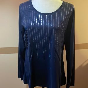 Nwot, long sleeved Liz Claiborne top.Size Large. Navy Blue color.